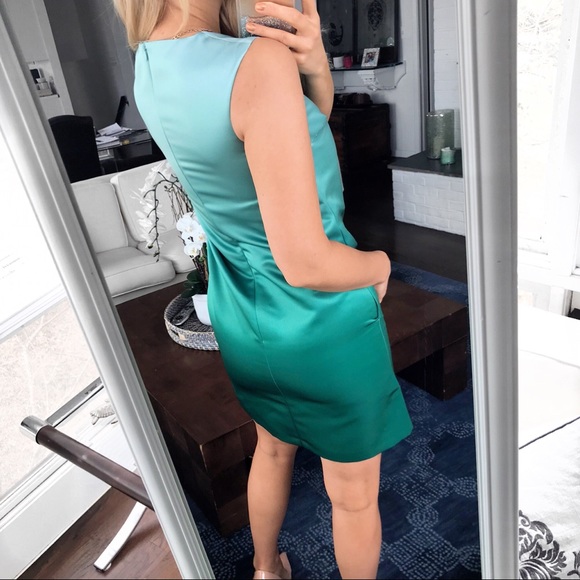 👗 ESCADA OMBRE GREEN SLEEVELESS MINI DRESS! - Picture 5 of 16